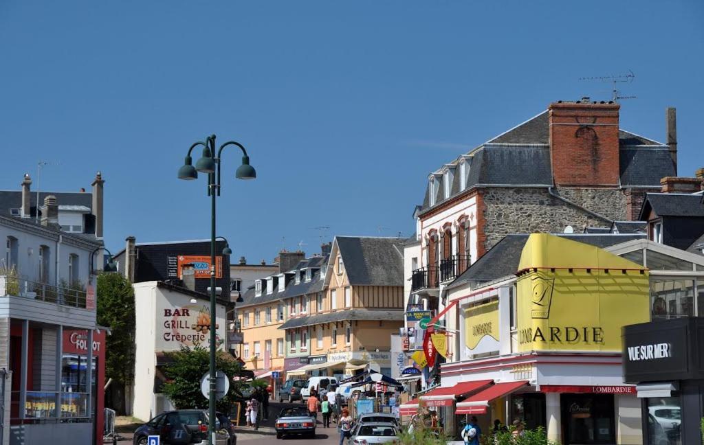 Les Iles Vue Sur Mer Agon-Coutainville Exterior photo