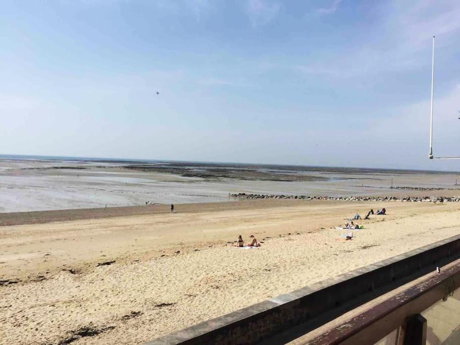 Les Iles Vue Sur Mer Agon-Coutainville Exterior photo